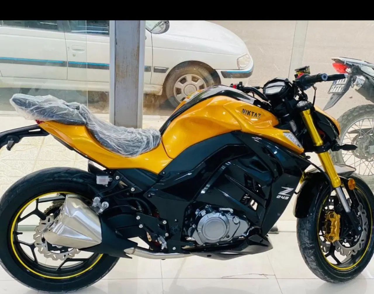 z1000 صفر مدارک کامل تو گوگل کامل اطلاعات هست|موتورسیکلت|مشهد, شهید بهشتی|دیوار