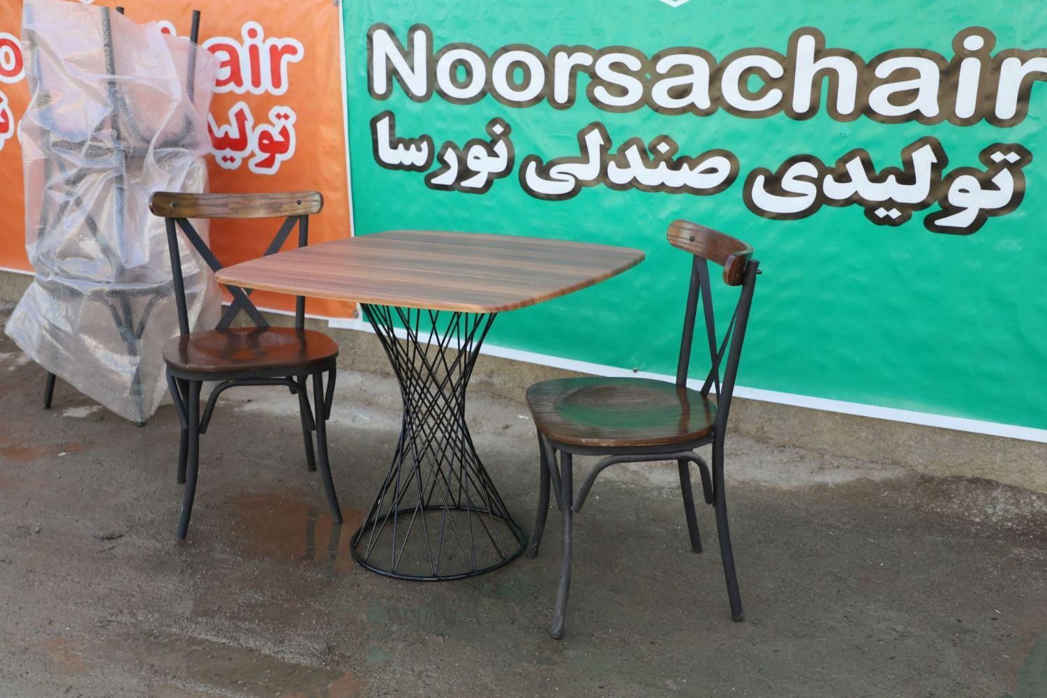 میز و صندلی ناهارخوری ۲ نفره تونت لهستانی|میز و صندلی غذاخوری|کرج, برغان|دیوار