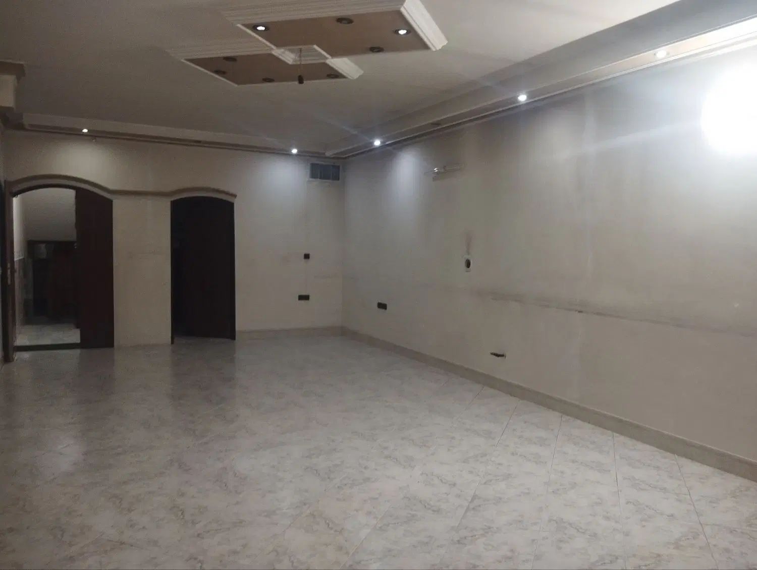 ملک زابل  پشت بیمارستان رضوی.توضیحات رو بخون|فروش آپارتمان|زابل, |دیوار