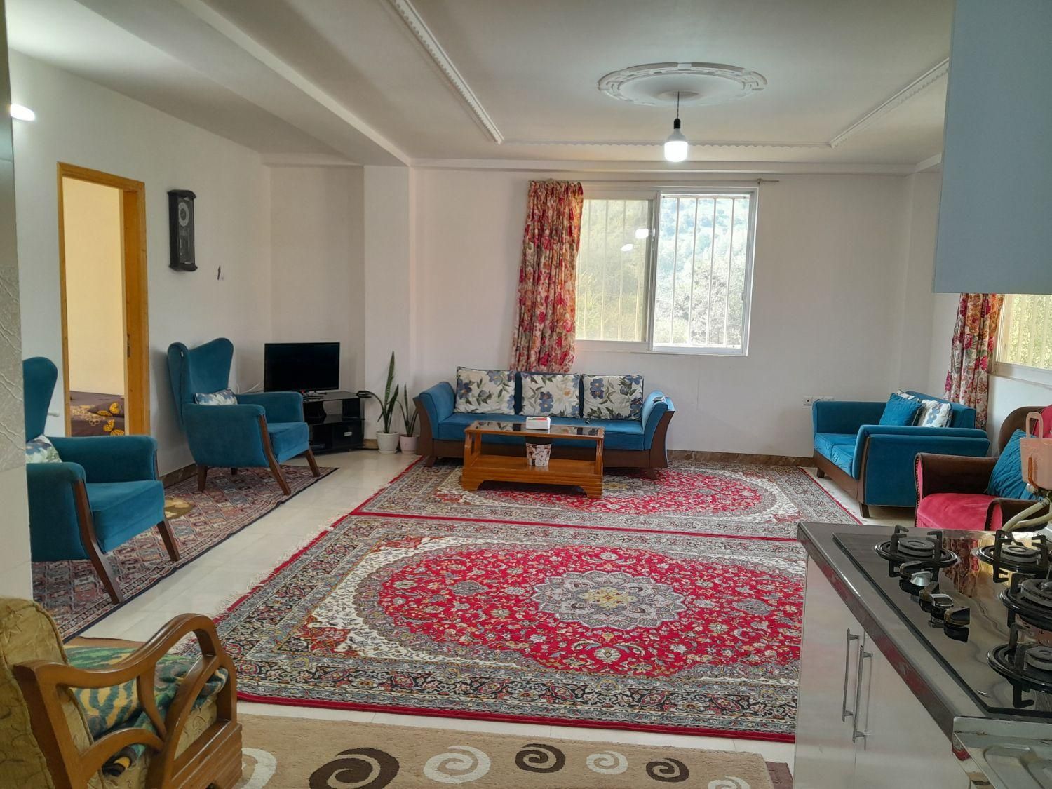 اجاره خانه روزانه باویویی فوق العاده|اجارهٔ کوتاه‌مدت آپارتمان و سوئیت|املش, |دیوار