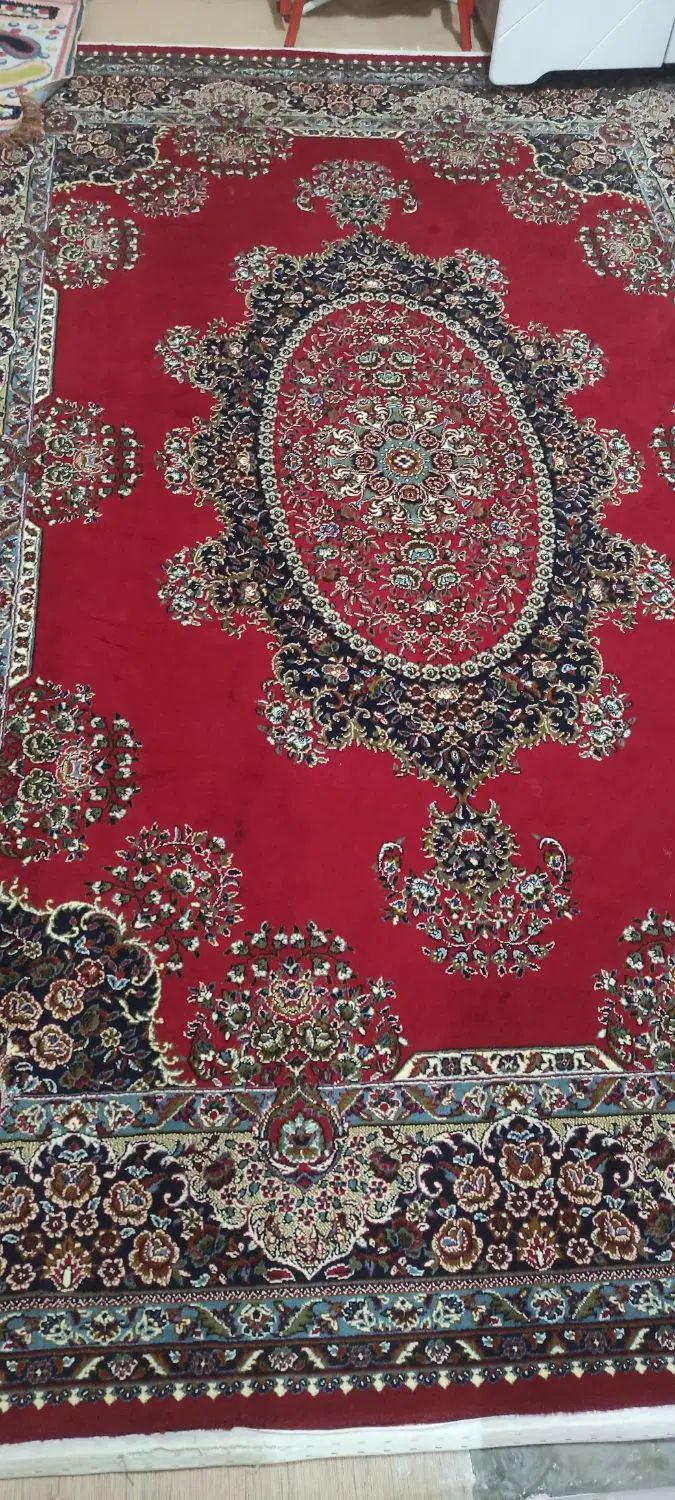 پنج تیکه وسایل منزل دوتافرش مبل وعسلی ودکور6تمن|حراج|سنندج, |دیوار