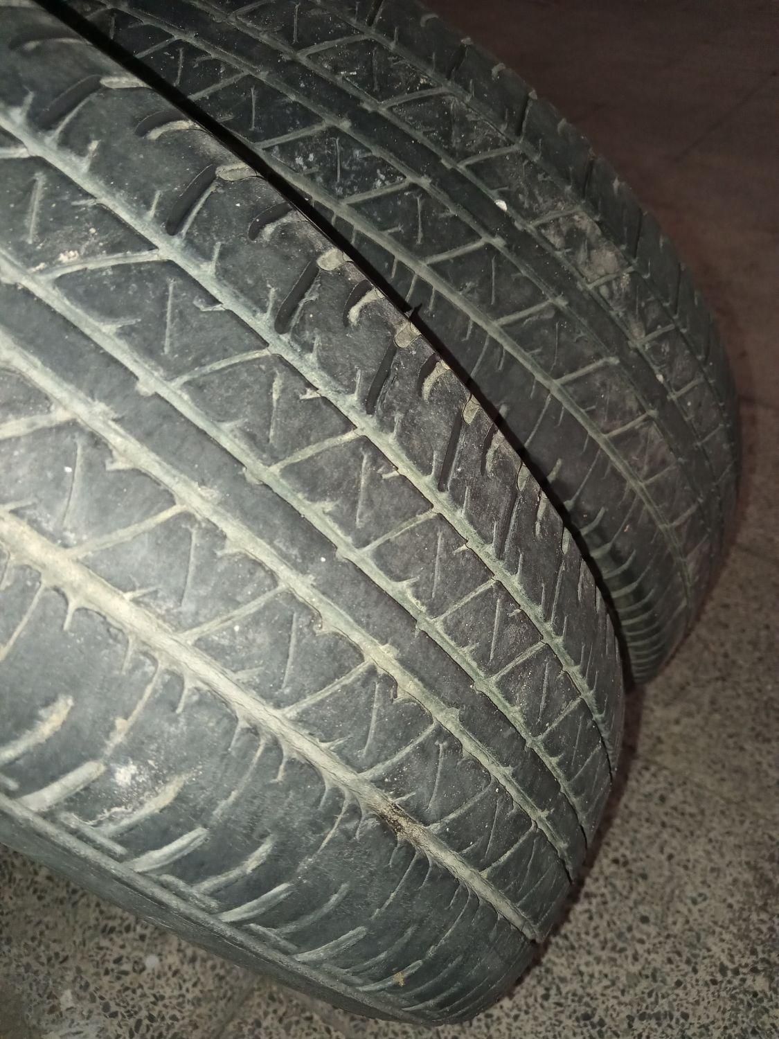 لاستیک گلدستون|قطعات یدکی و لوازم جانبی|محمدیه-قزوین, |دیوار