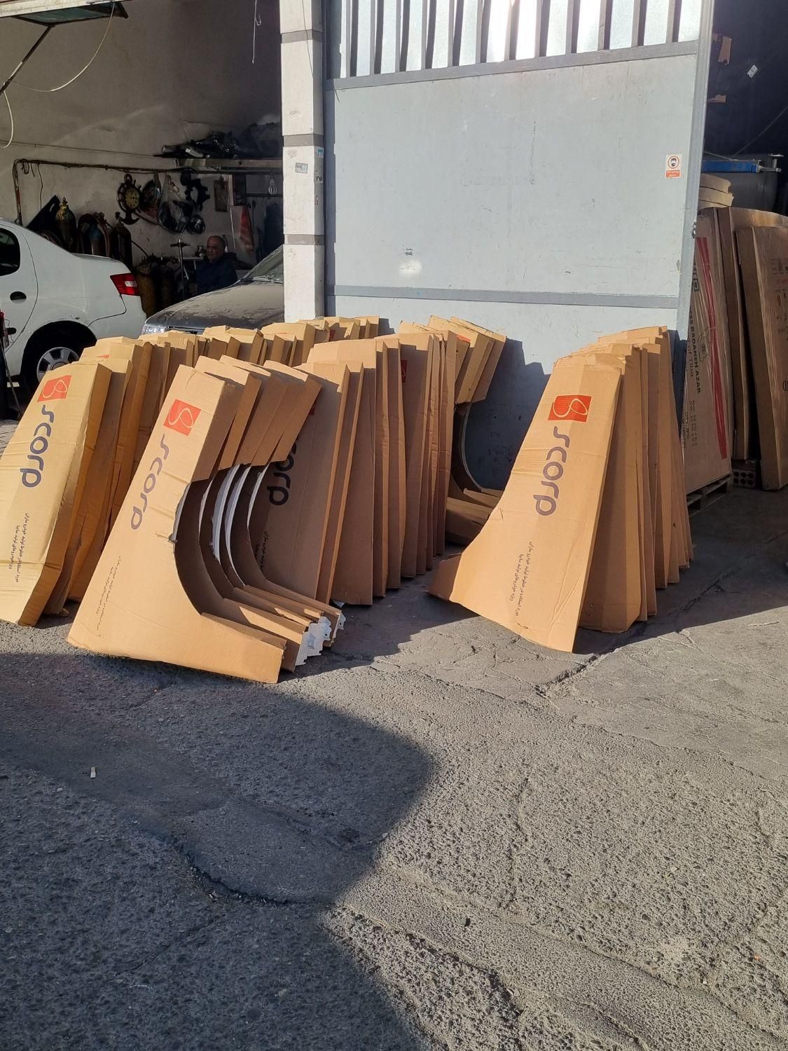 کاپوت گلگیر درب جانبی درب صندوق گلگیر عقب سپر چراغ|قطعات یدکی و لوازم جانبی|تهران, خاوران|دیوار