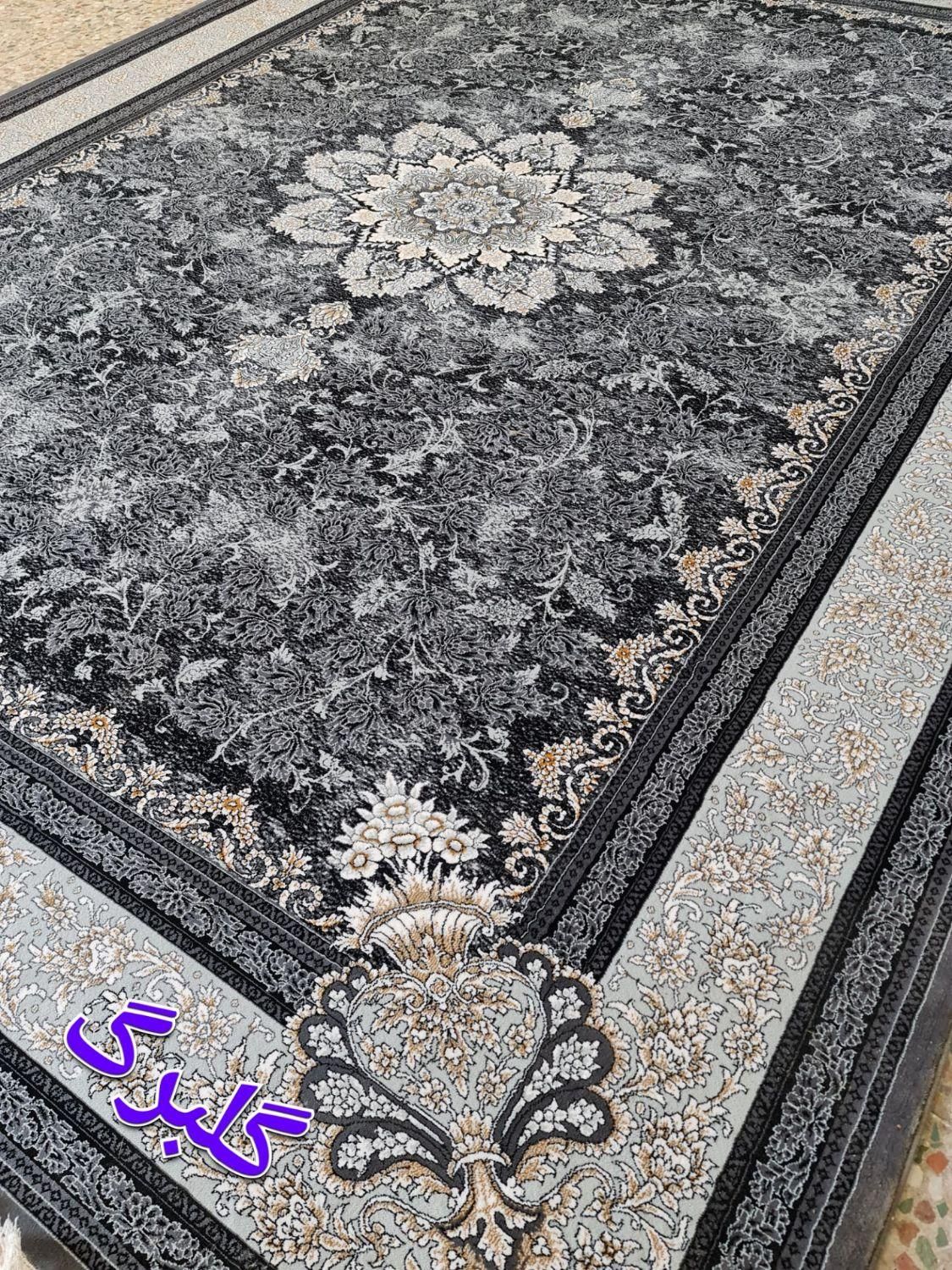 فرش درباری (گل رز)|فرش|شیراز, کیان آباد|دیوار