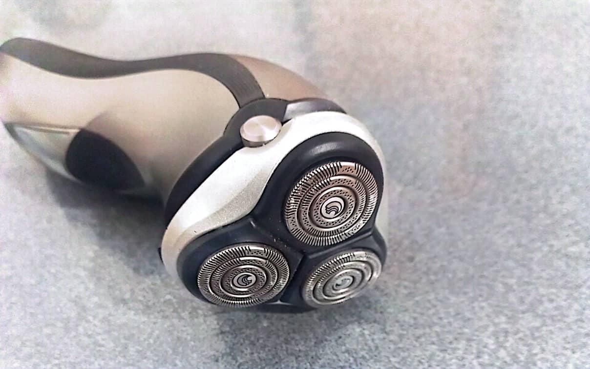 ریش تراش فیلیپس مدل hq8240|آرایشی، بهداشتی، درمانی|مرودشت, پشت سایپا‎|دیوار