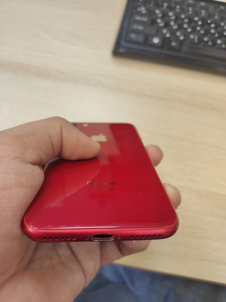 اپل iPhone 8 با حافظهٔ ۶۴ گیگابایت|موبایل|بهبهان, |دیوار