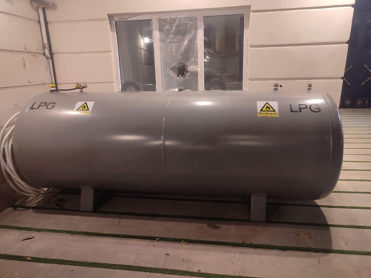 فروش مخازن گاز LPG|مصالح و تجهیزات ساختمان|آبسرد, |دیوار