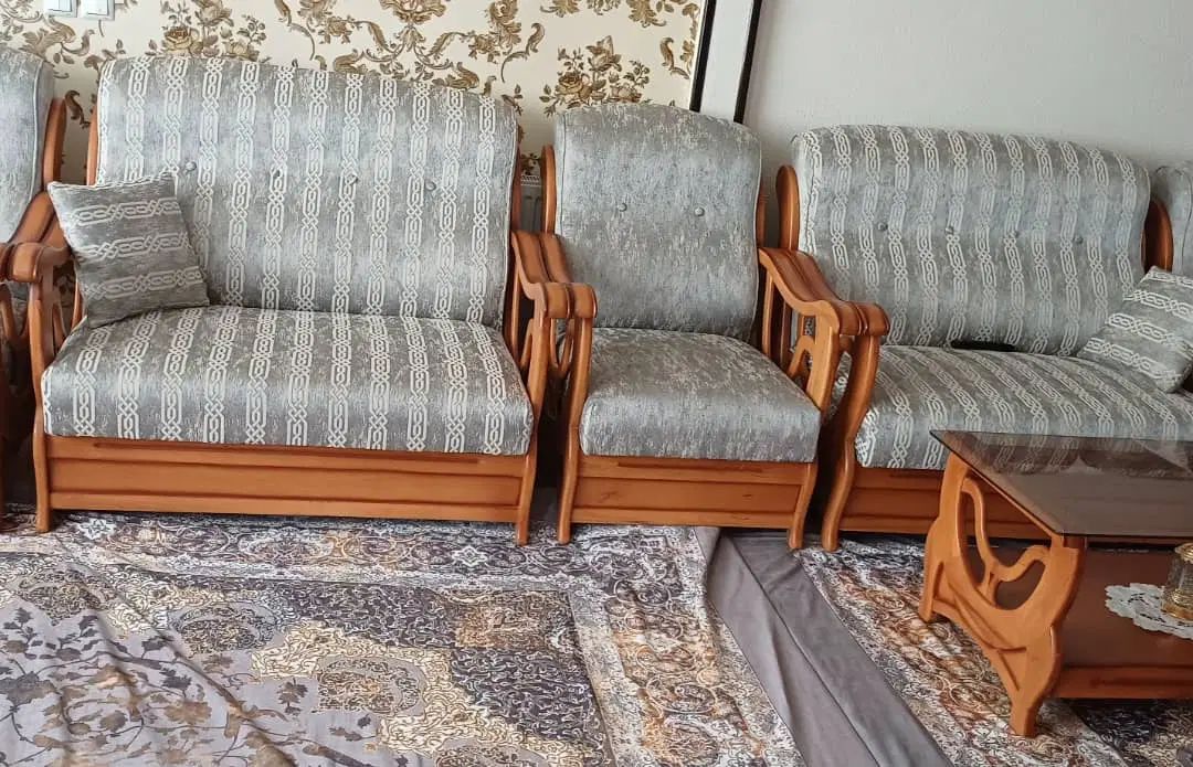 مبل راحتی لوکس بازسازی شده نوباتخفیف ویژه|مبلمان خانگی و میز عسلی|شاهین‌شهر, فردوسی|دیوار