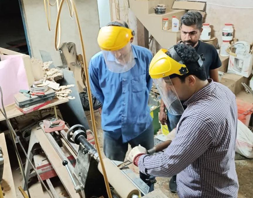 آموزش خراطی منبت معرق چوب رزین اشتغال تابستانه|خدمات آموزشی|یزد, |دیوار