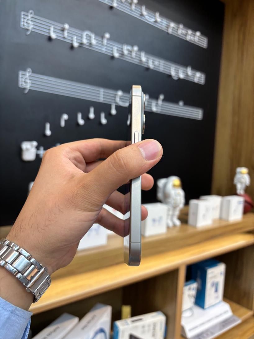 iphone 15pro با حافظه 256 گیگابایت|موبایل|مشهد, احمدآباد|دیوار