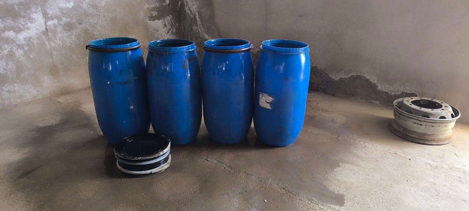 بشکه.کالون خیارشور|ظروف نگهدارنده، پلاستیکی، یک‌بارمصرف|مرودشت, تخت جمشید|دیوار