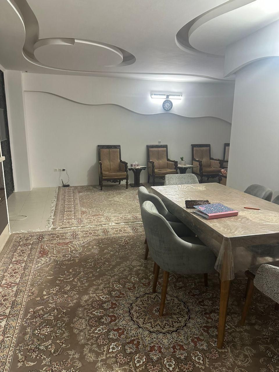 فروش،اجاره۹۲ متری ۲ خوابه مجتمع پارسیان،قیمت ویژه|فروش آپارتمان|سمنان, |دیوار