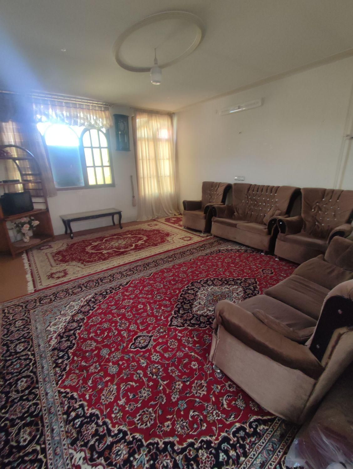 سوییت فوق امکانات مرکز شهر دارای آب تصفیه|اجارهٔ کوتاهمدت آپارتمان و سوئیت|کاشان, باهنر|دیوار