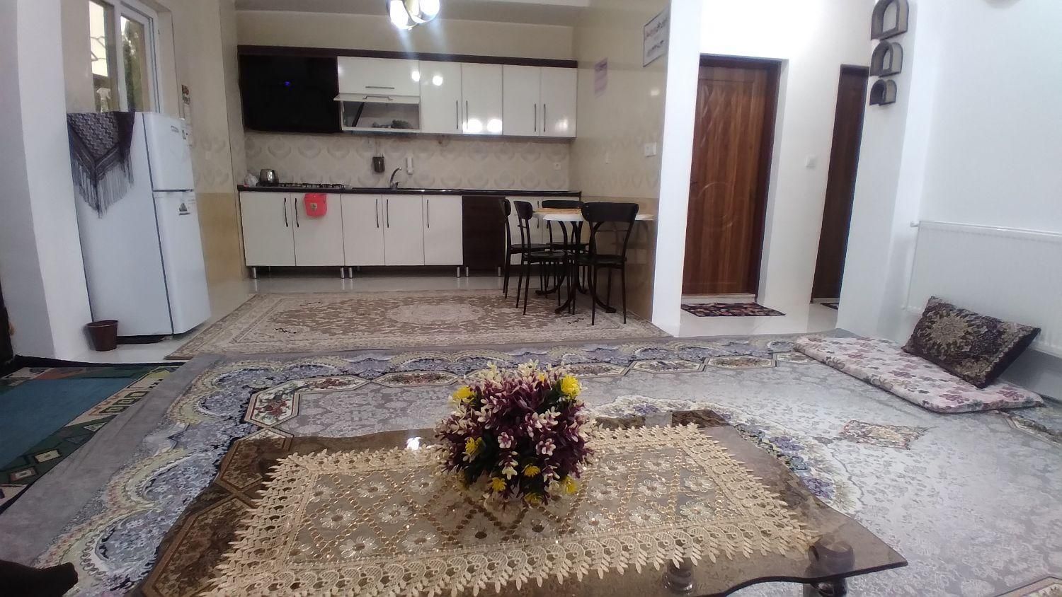 اجاره روزانه کوتاه مدت فقط برای خانواده|اجارهٔ کوتاه‌مدت آپارتمان و سوئیت|چابکسر, |دیوار