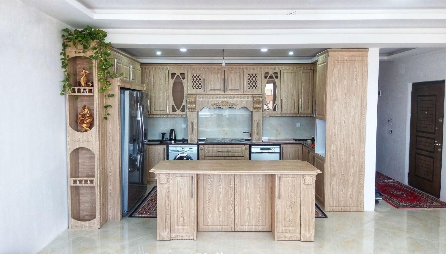 ساخت کابینت آشپزخانه. گلاسه. ممبران. نئوکلاسیک|خدمات پیشه و مهارت|کرمان, |دیوار