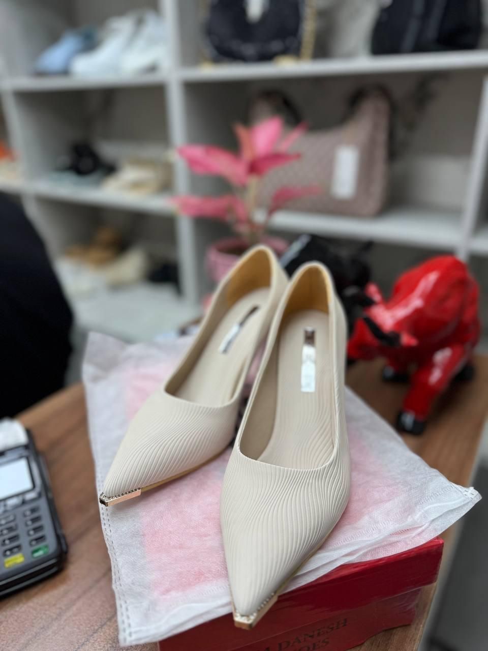 کفش مجلسی|کیف، کفش، کمربند|خرمآباد, |دیوار