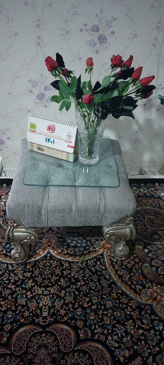 مبلمان همراه پاف درجه یک درحد بدون زدگی و فرورفتگی|مبلمان خانگی و میز عسلی|ورامین, ورامین|دیوار