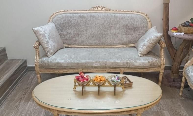 مبلمان ۹ نفره، همراه ۵عدد میز عسلی|مبلمان خانگی و میز عسلی|تهران, چهارصد دستگاه|دیوار