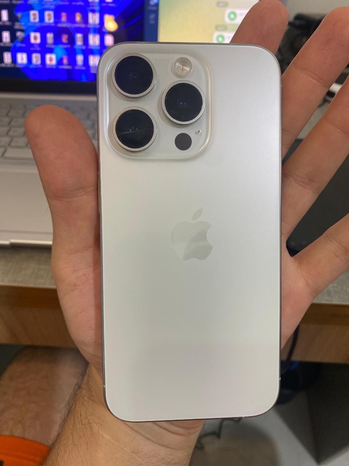 iphone 15pro white titanium zaa آیفن ۱۵ پرو سفید|موبایل|تهران, سنائی|دیوار
