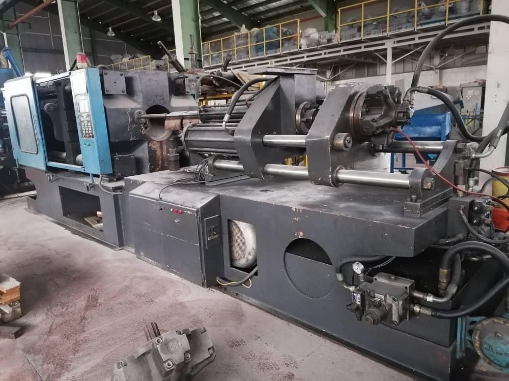 دستگاه ۶۵۰ تن تزریق پلاستیک|ماشین‌آلات صنعتی|شیراز, شهرک گلها|دیوار