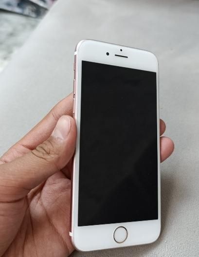 اپل iPhone 6s با حافظهٔ ۶۴ گیگابایت بدون تعویض|موبایل|شهرکرد, |دیوار