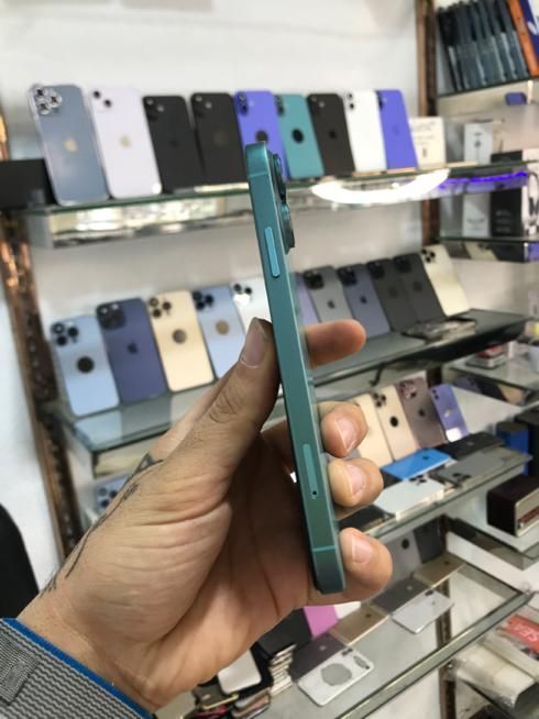 اپل iPhone XR با حافظهٔ ۱۲۸ گیگابایت|موبایل|تهران, آبشار|دیوار