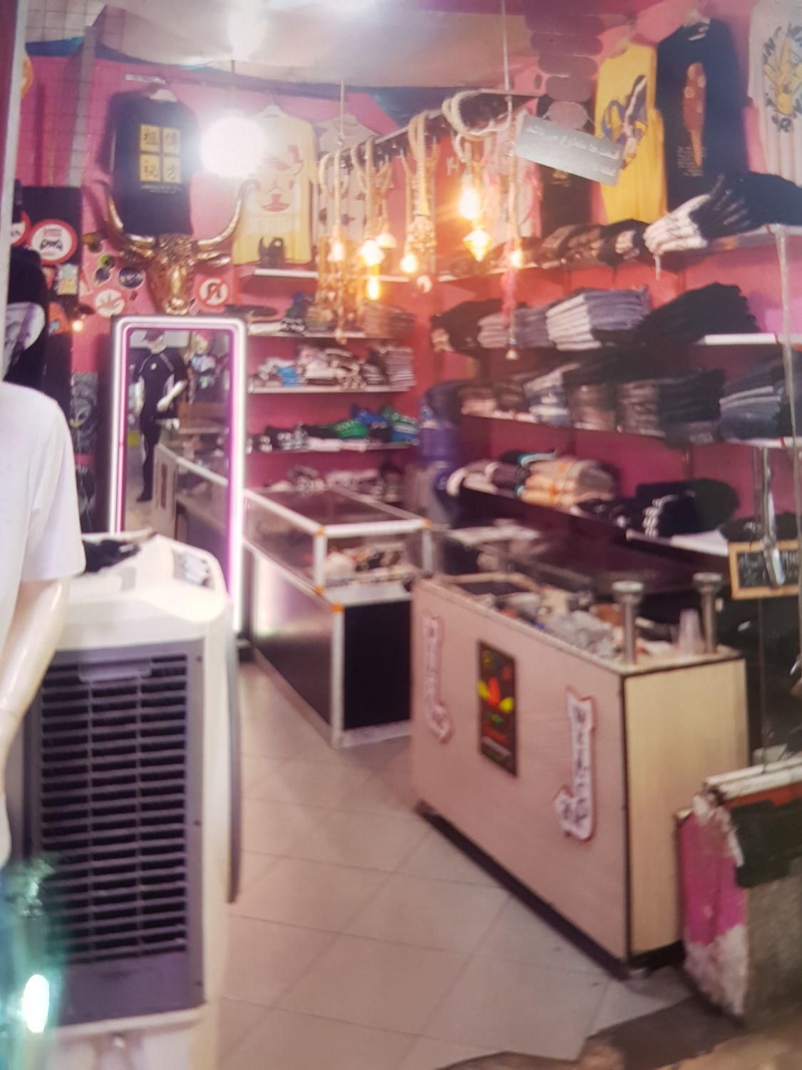 اجاره مغازه در بازار بزرگ ری|اجارهٔ مغازه و غرفه|ری, سرتخت|دیوار