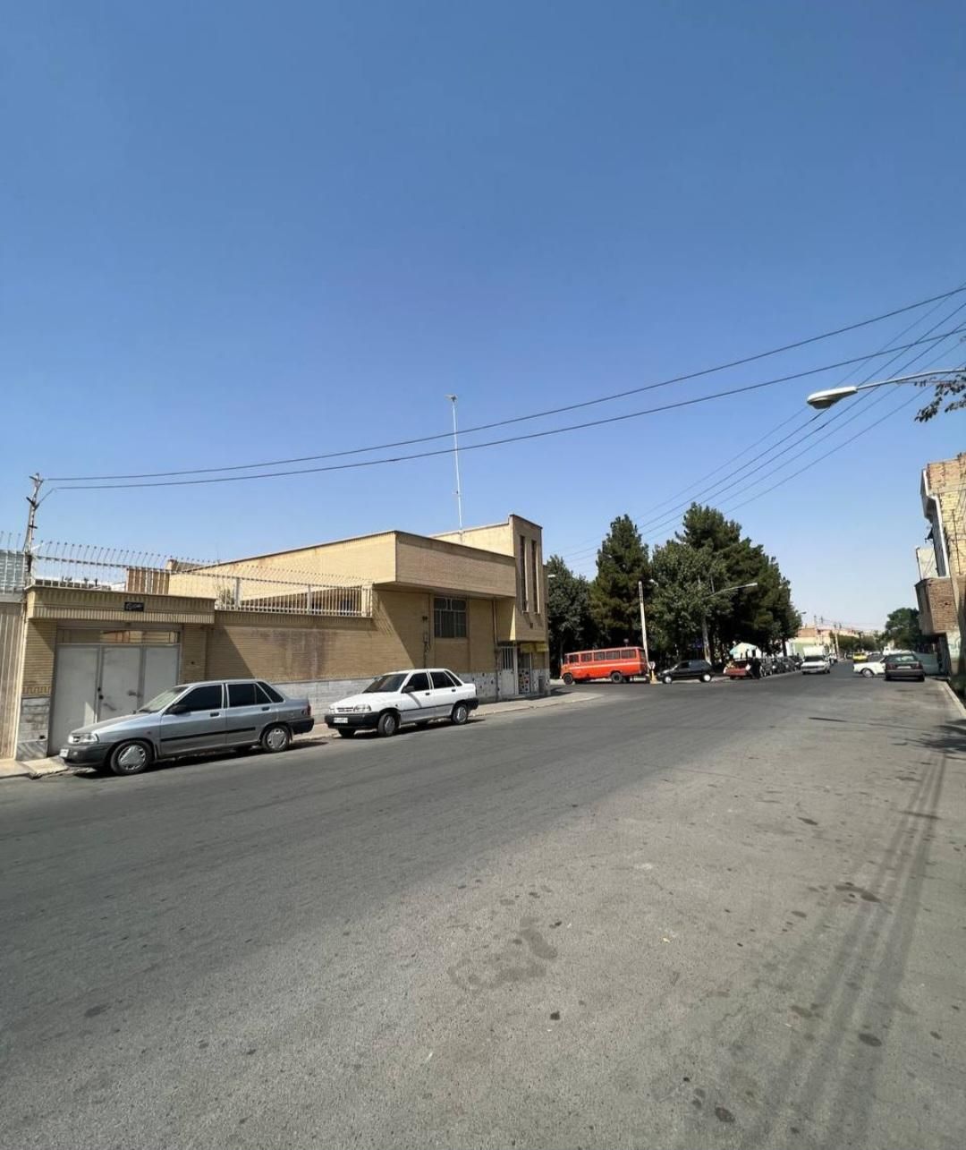 خانه ویلایی ۲۴۲ متر دوبر،هفت تیر، نزدیک حرم|فروش خانه و ویلا|قم, هفت تیر|دیوار