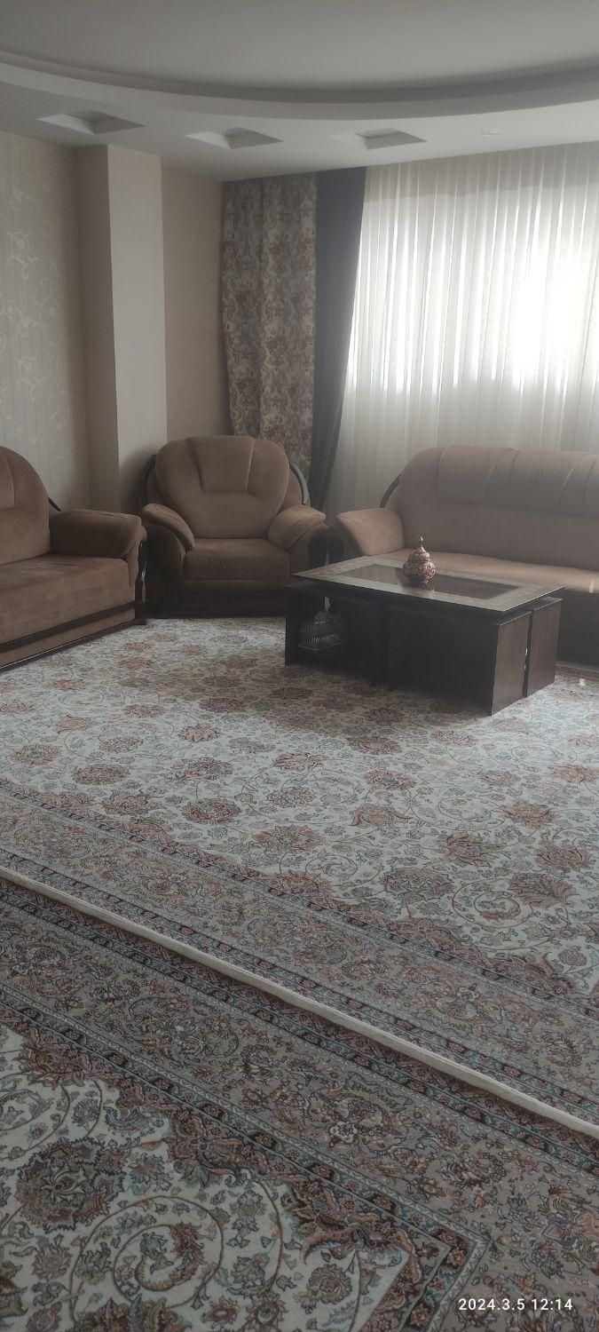 فروش مبلمان دست دوم|مبلمان خانگی و میز عسلی|اصفهان, ارغوانیه|دیوار