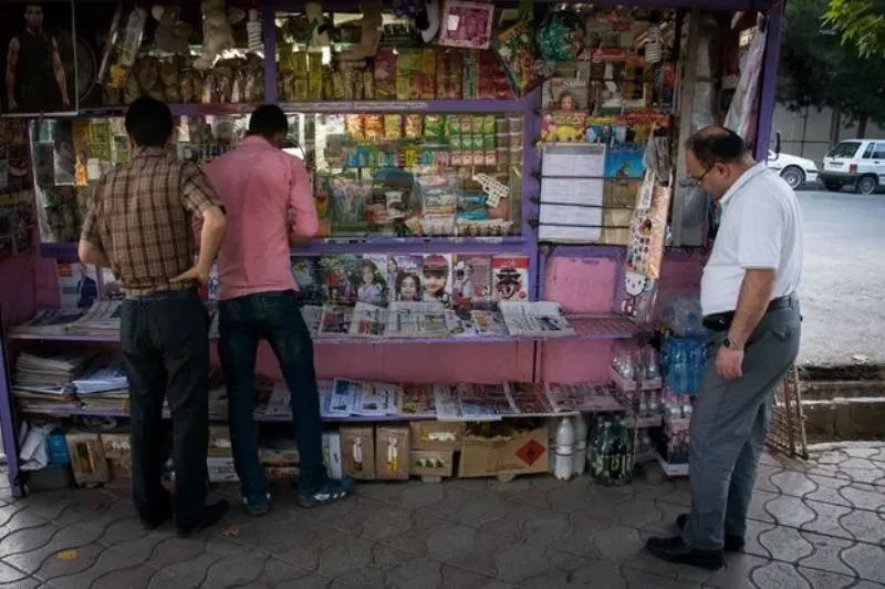 نیازمند فروشنده در دکه مطبوعاتی|استخدام بازاریابی و فروش|کرج, حصارک بالا|دیوار