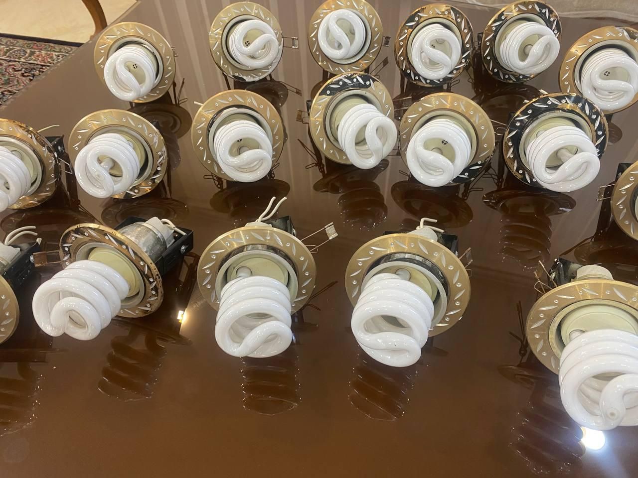 پاتلوم و لامپ ۱۸عدد|لامپ و چراغ|مشهد, دانشجو|دیوار