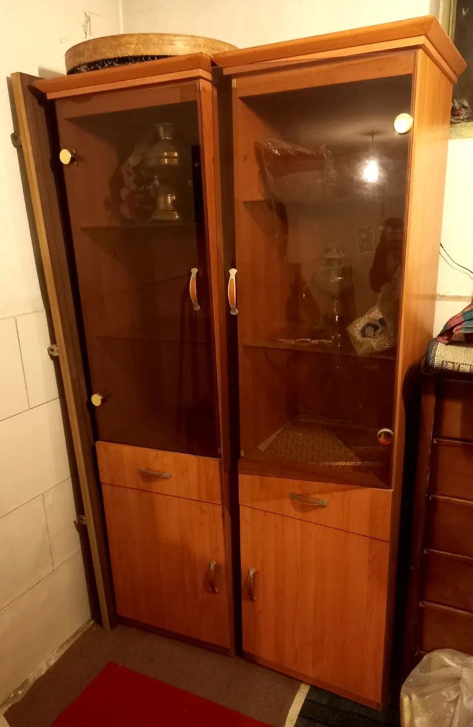 کتابخانه طبقه دار کشویی جادار و نیمکت مدرسه بچه|کتابخانه، شلف، قفسه‌های دیواری|کرج, حصارک پایین|دیوار