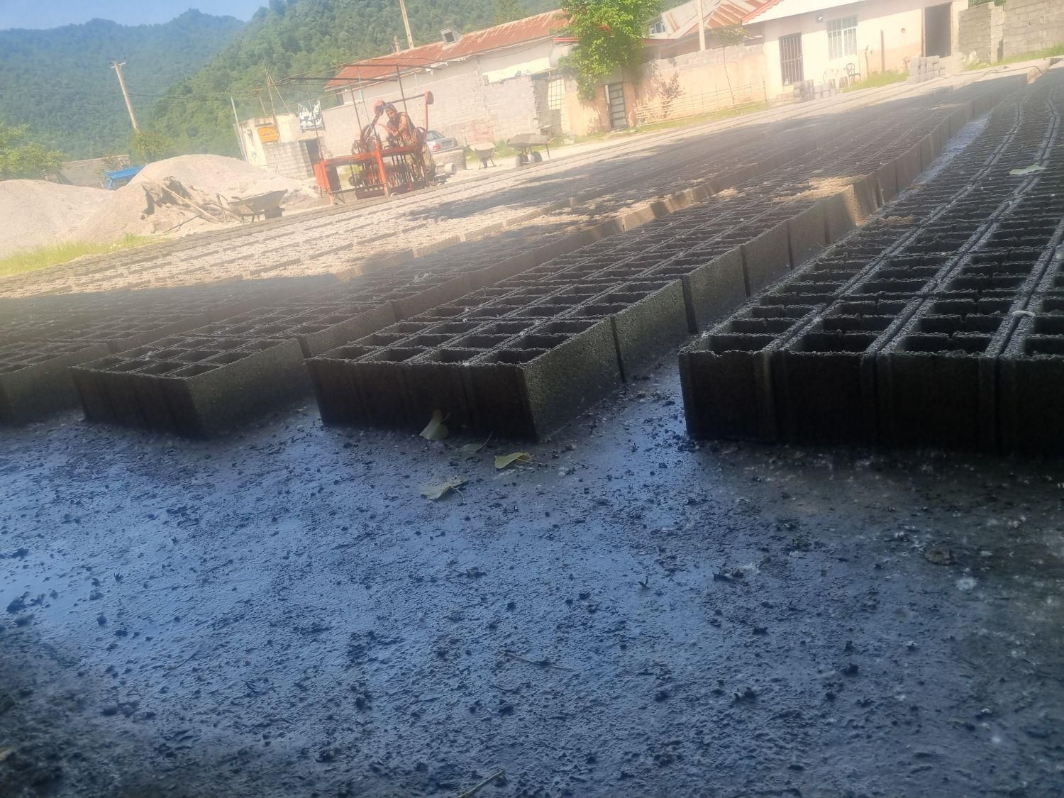 سنگ بلوک۱۵×۴۰و۲۰×۴۰ وتیرچه و آجر و لوله بتونی|مصالح و تجهیزات ساختمان|ماسال, |دیوار