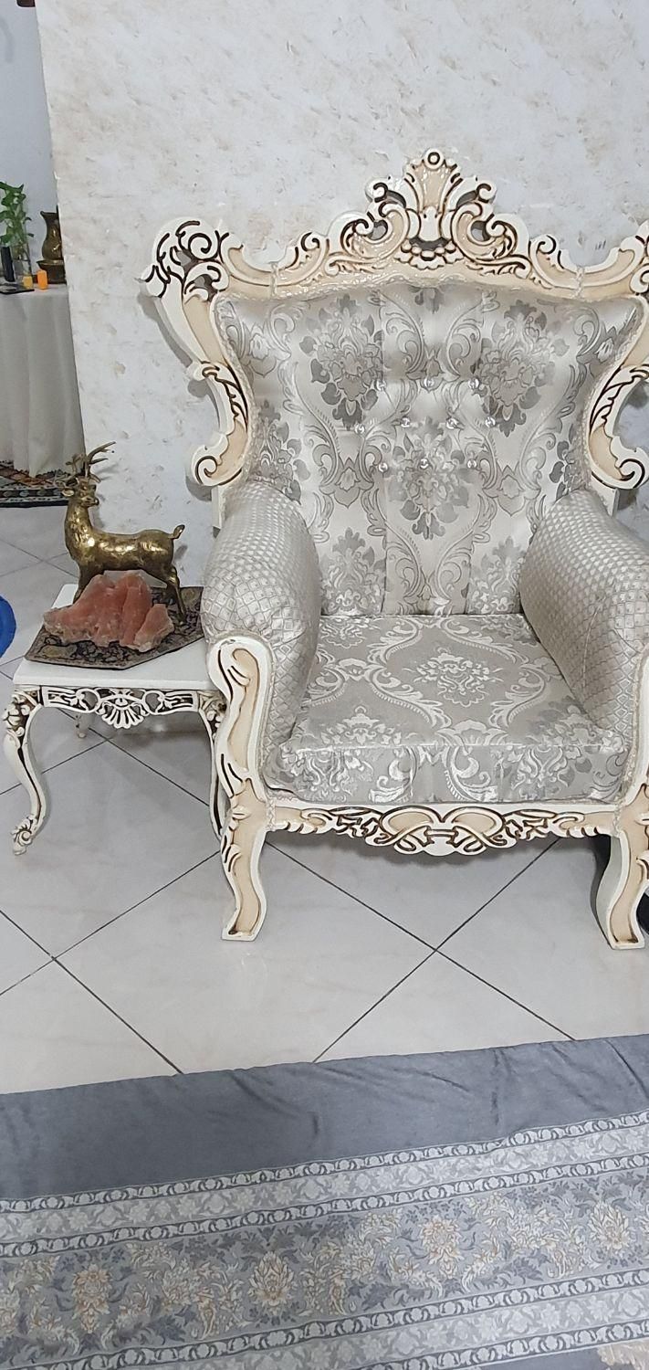 مبلمان و میز وسط و عسلی پارتیشن ومیزتلوزیون ساعت|مبلمان خانگی و میز عسلی|قرچک, میرزائی جنوبی|دیوار