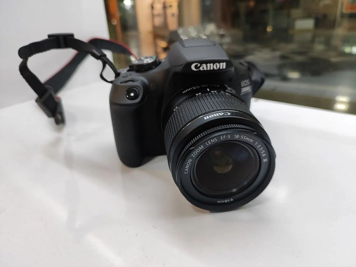 دوربین canon eos 2000d نو|دوربین عکاسی و فیلم‌برداری|تهران, فلسطین (میدان انقلاب)|دیوار
