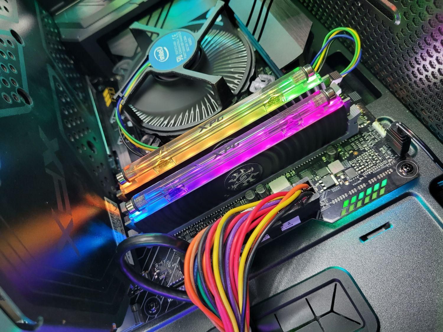 کامپیوتر میلاد پاساج حاج عمر|رایانه رومیزی|مریوان, |دیوار