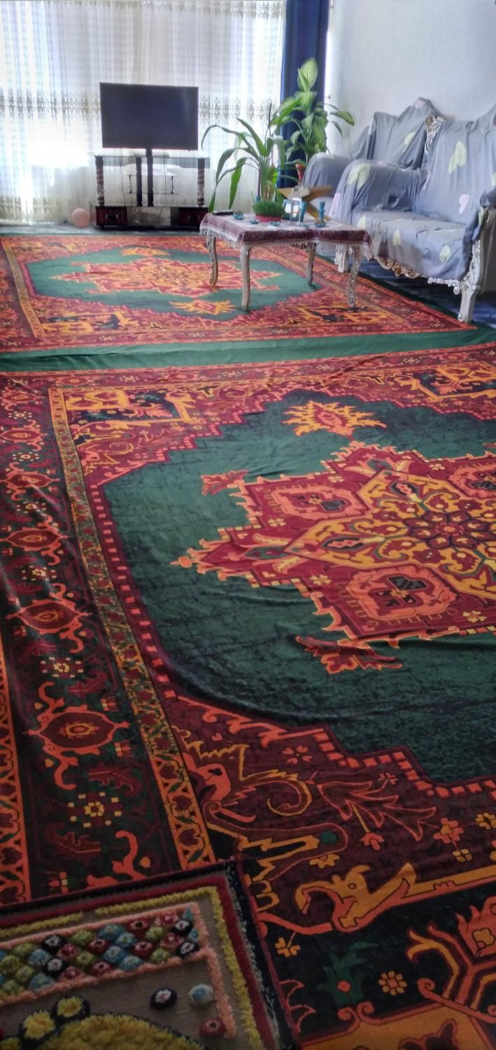 ۲ عددروفرشی کشدار زیبا . نو . استفاده نشده|روفرشی|مبارکه, |دیوار