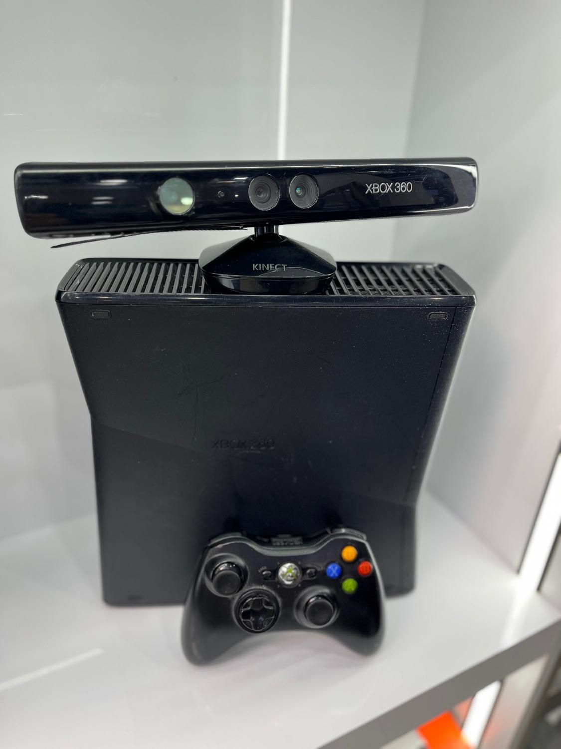 Xbox 360 slim با کینکت بدون پیش پرداخت|کنسول، بازی ویدئویی و آنلاین|اصفهان, مفتح|دیوار