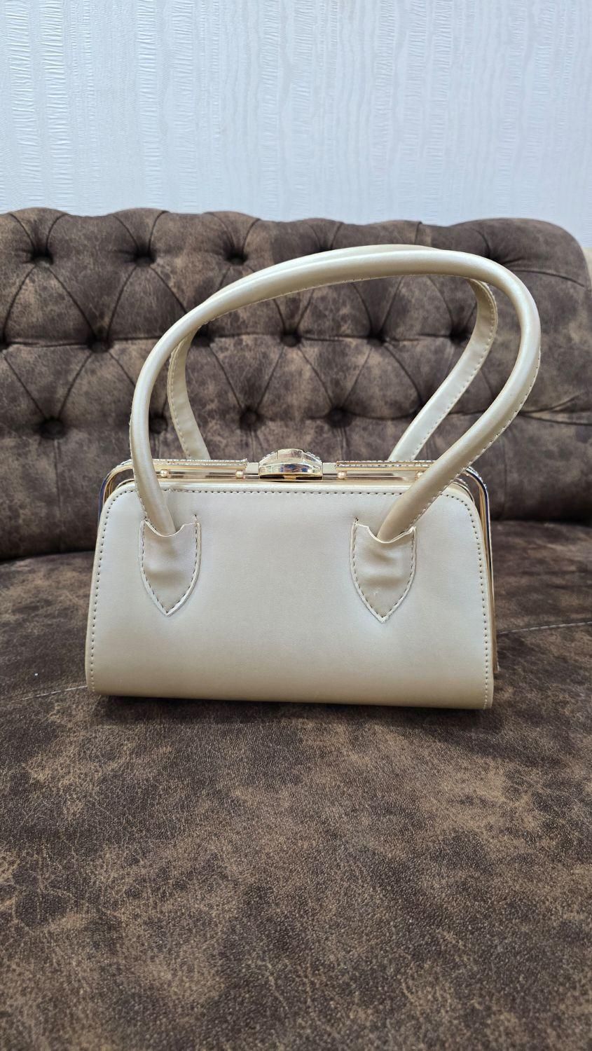 کیف چرم زنانه|کیف، کفش، کمربند|اهواز, پادادشهر|دیوار