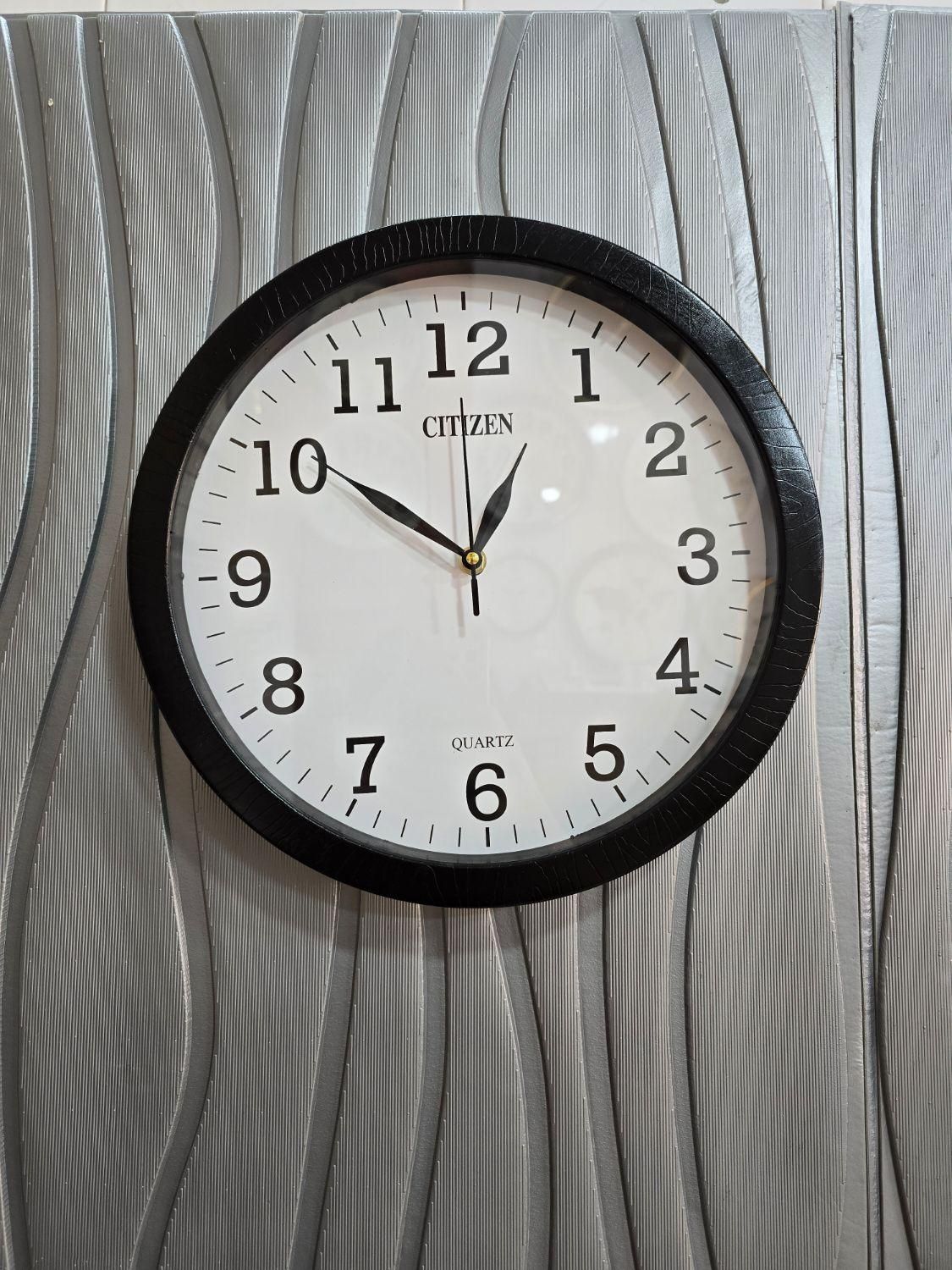 ساعت های سایز ۳۲ سانت|ساعت دیواری و تزئینی|شیراز, نصر|دیوار