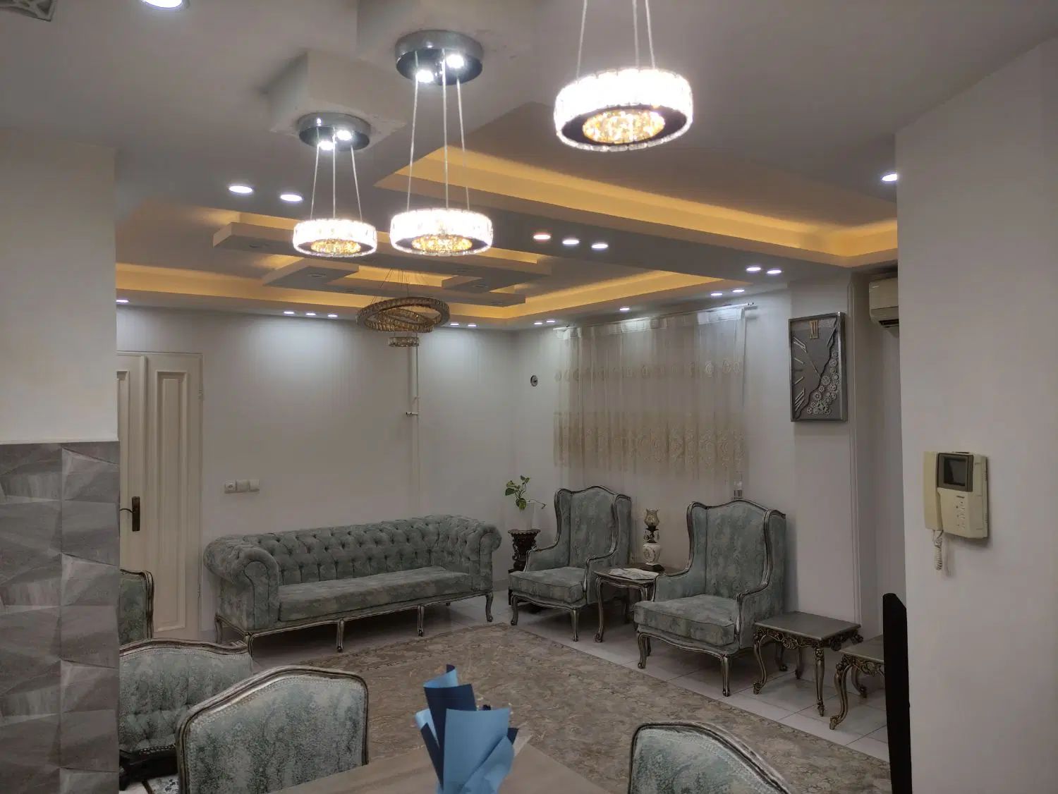 فروش 71متری در قلب رشتیان خوش نقشه باز سازی شده|فروش آپارتمان|رشت, جهاد|دیوار