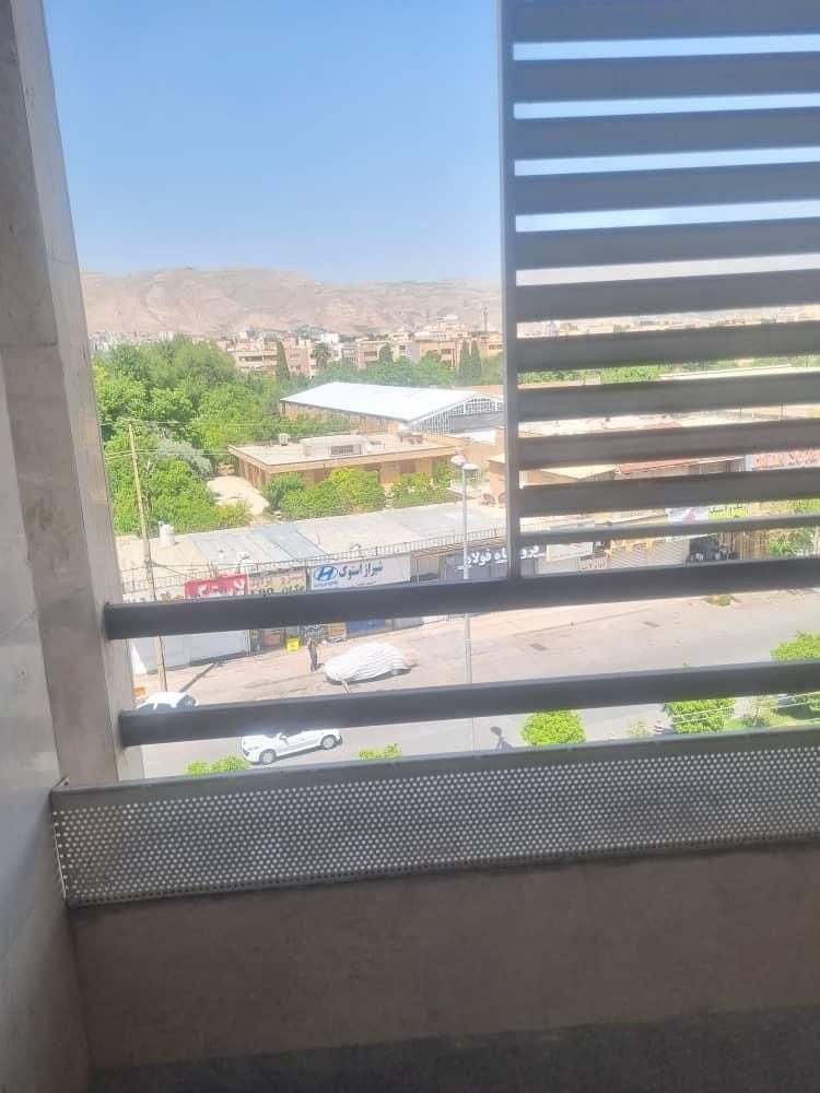 ۱۰۲ متری/ دو خوابه/بر امیرکبیر/ دلباز|اجارهٔ آپارتمان|شیراز, یخ سازی|دیوار