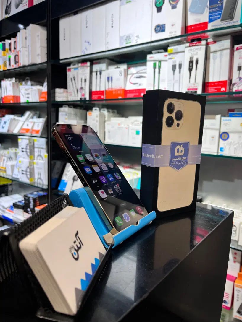 اپل iPhone 13 Pro Max با حافظهٔ ۲۵۶ گیگابایت|موبایل|کرج, فاز ۱ مهرشهر|دیوار