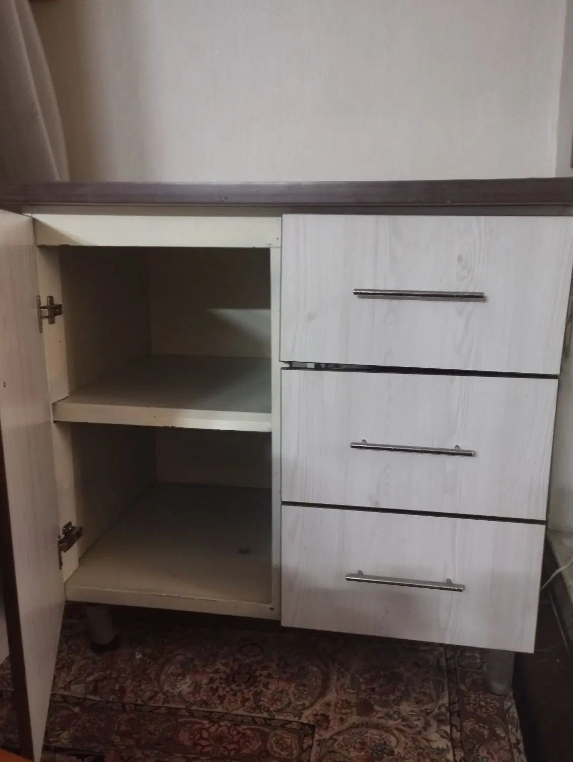 کابینت|کتابخانه، شلف، قفسه‌های دیواری|کرج, حصارک بالا|دیوار