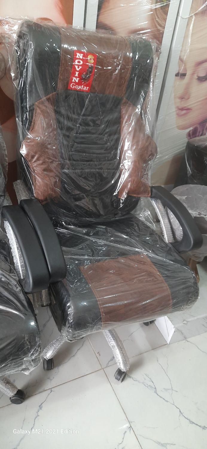 انواع صندلی مدیریت اداری وآریشگاهی|مبلمان اداری|مشهد, خواجه ربیع|دیوار