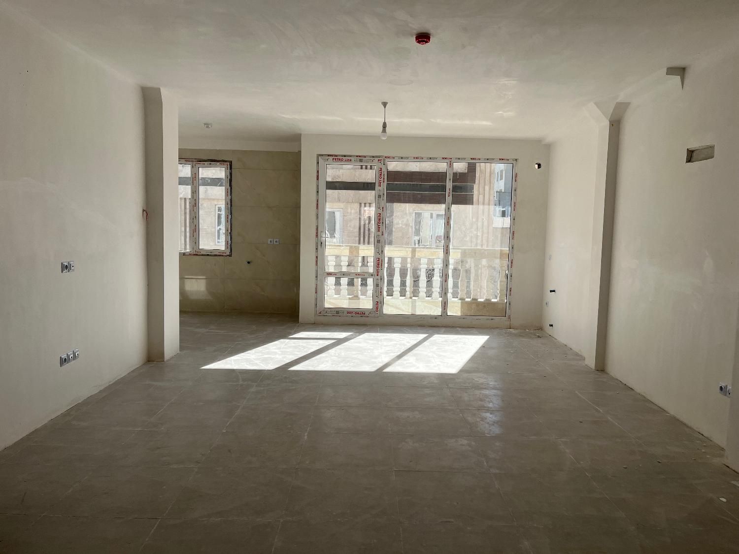 طبقه سوم تک واحد،تختی|فروش آپارتمان|بروجرد, |دیوار