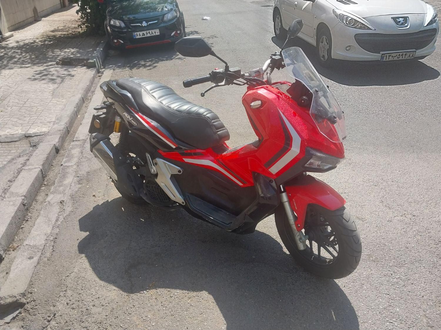 موتور agv150 مدل ۱۴۰۲|موتورسیکلت|تهران, فاطمی|دیوار