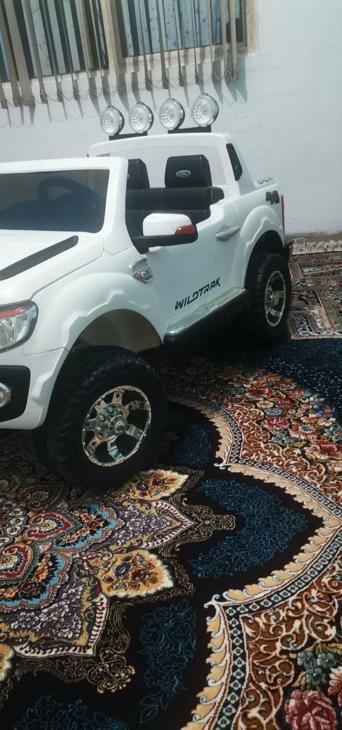 ماشین شارژی|اسباب‌‌بازی|شیراز, محراب|دیوار