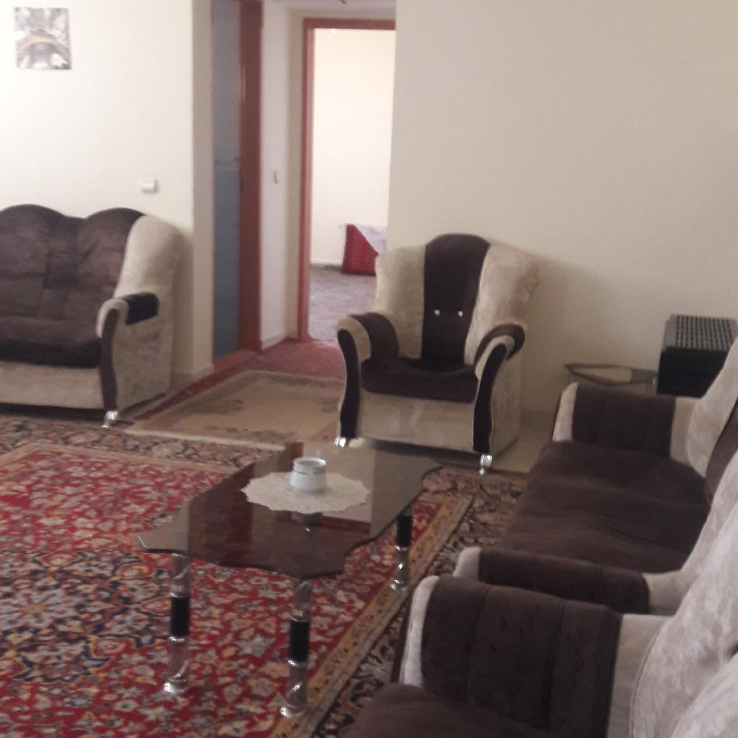 سوئیت آپارتمان آرام وتمیز|اجارهٔ کوتاه‌مدت آپارتمان و سوئیت|دامغان, |دیوار