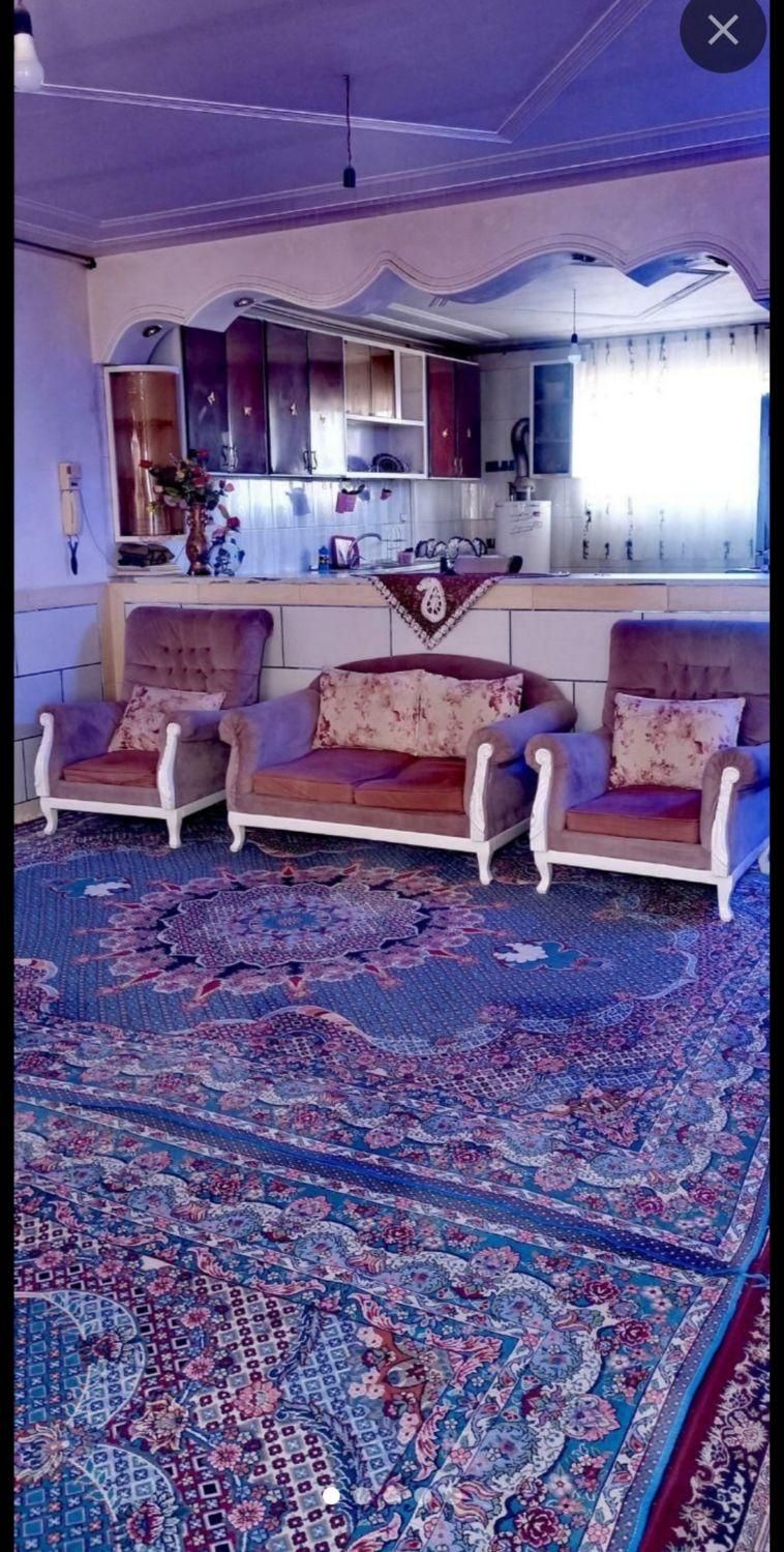 **خانه مبله همکف مستقل تمیزومرتب باپارکینگ|اجارهٔ کوتاه‌مدت آپارتمان و سوئیت|کرمان, |دیوار